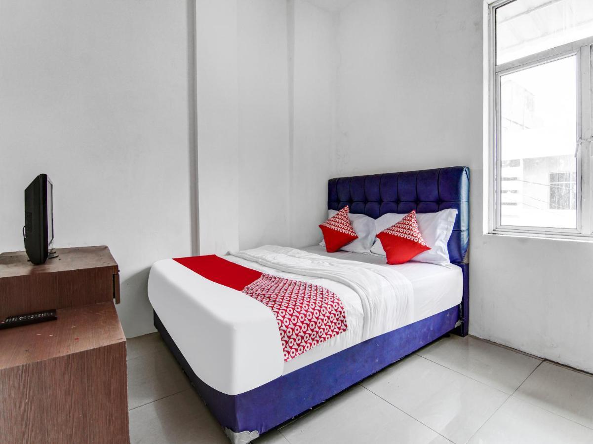 Oyo 90897 Hotel Sepupu Satria Pekanbaru Extérieur photo