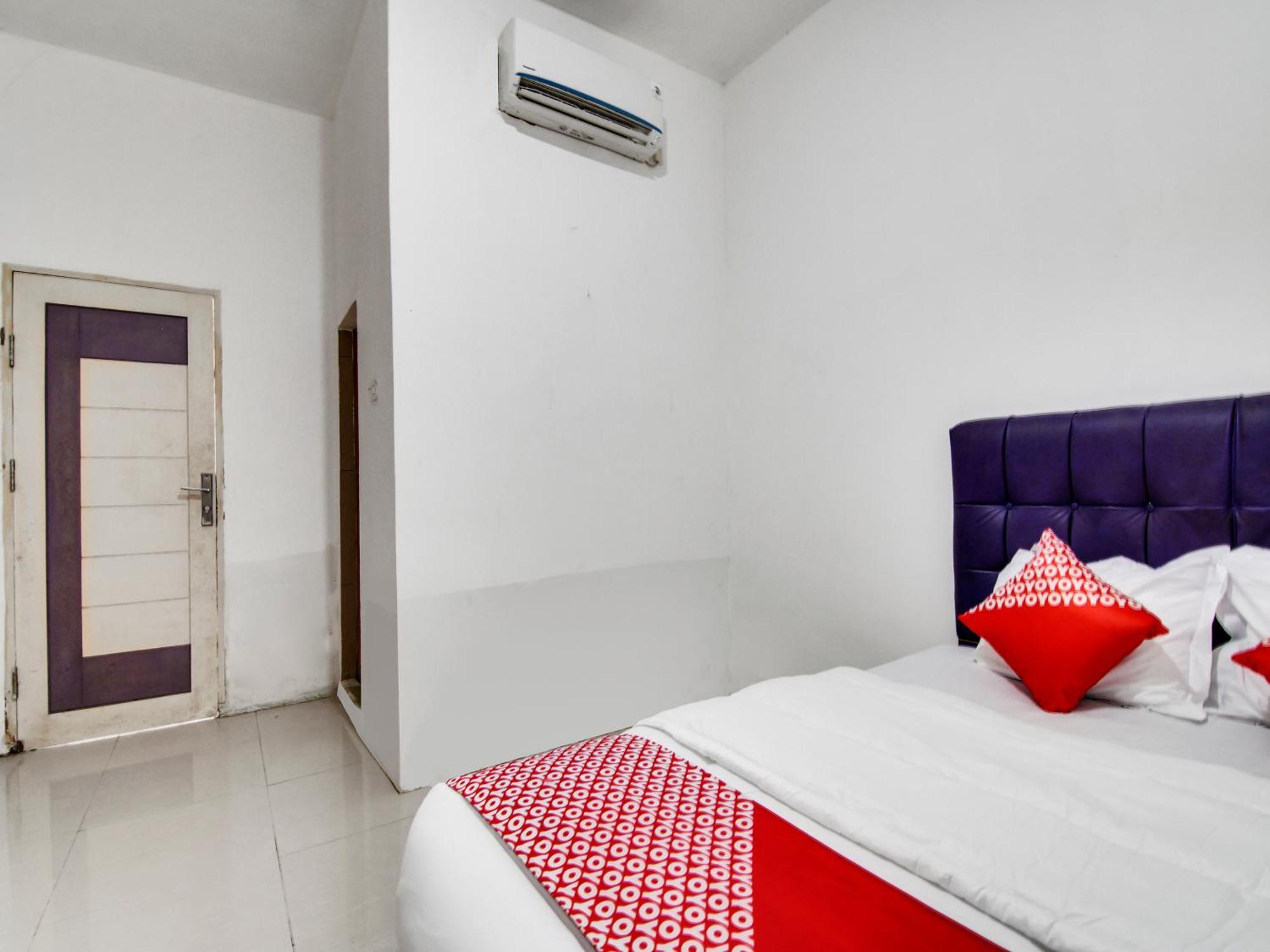 Oyo 90897 Hotel Sepupu Satria Pekanbaru Extérieur photo